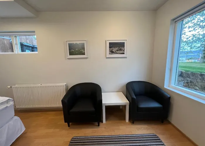 Glaesibaer 2 Guesthouse And Horsefarm